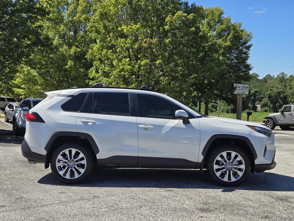 2025 Toyota RAV4 - $39,870
