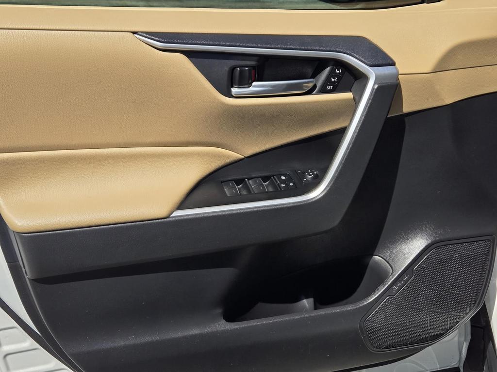2025 Toyota RAV4 - $39,870