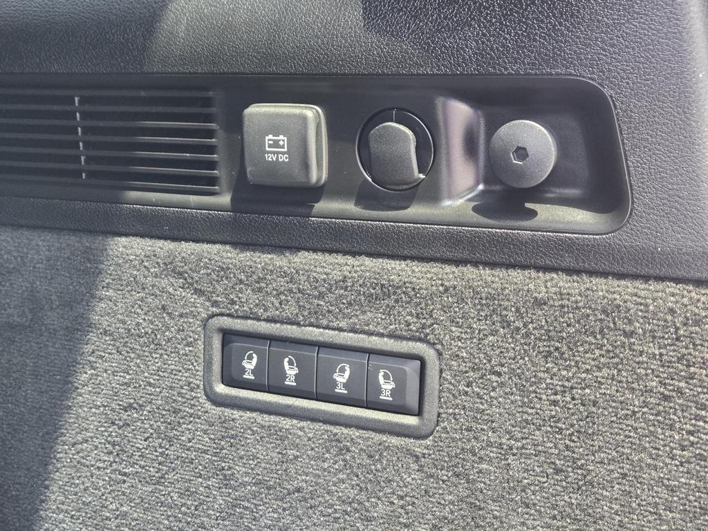 2023 Jeep Grand Wagoneer - $46,870