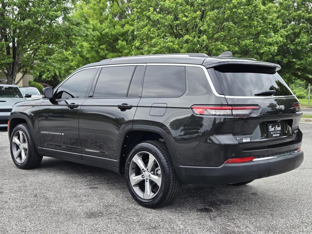 2022 Jeep Cherokee - $26,995