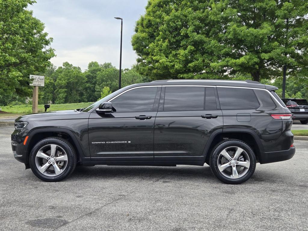 2022 Jeep Cherokee - $26,995
