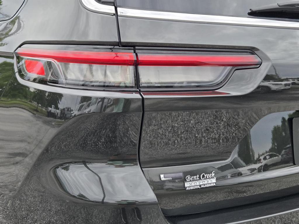 2022 Jeep Cherokee - $26,995