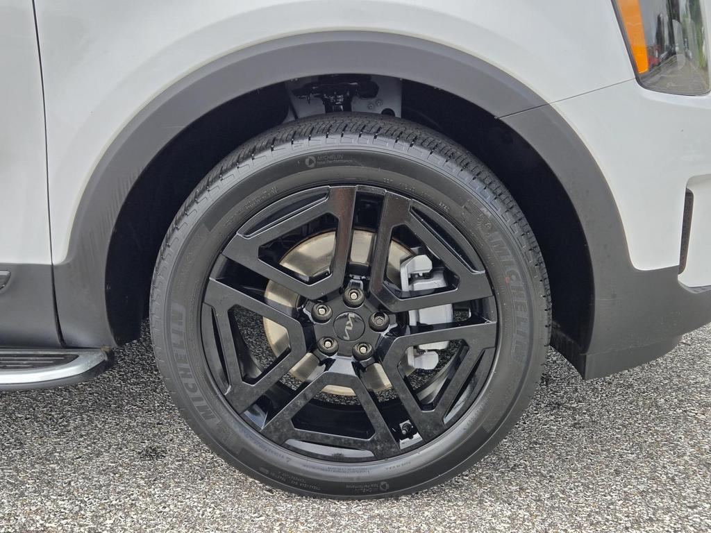 2025 Kia Telluride - $41,899