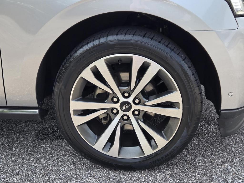 2021 Ford Expedition - $34,870