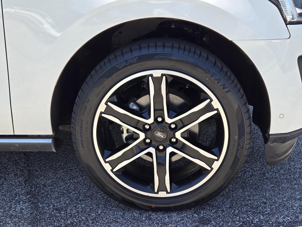 2021 Ford Expedition - $34,995
