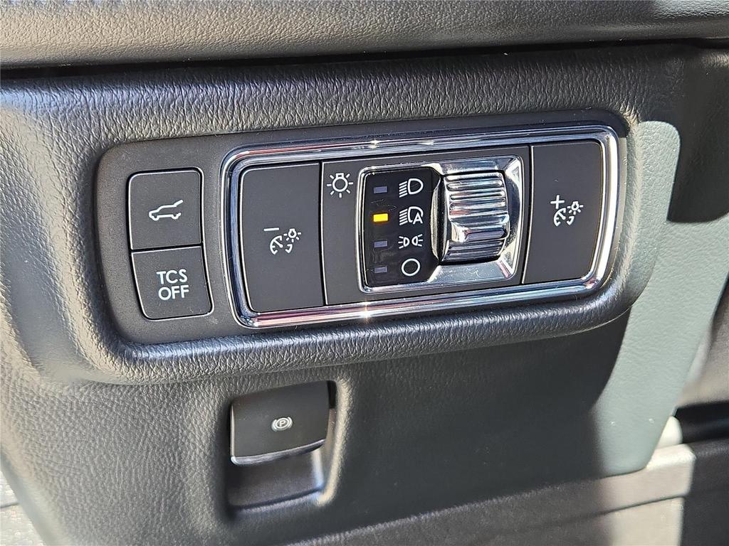 2022 Lincoln Nautilus - $26,995