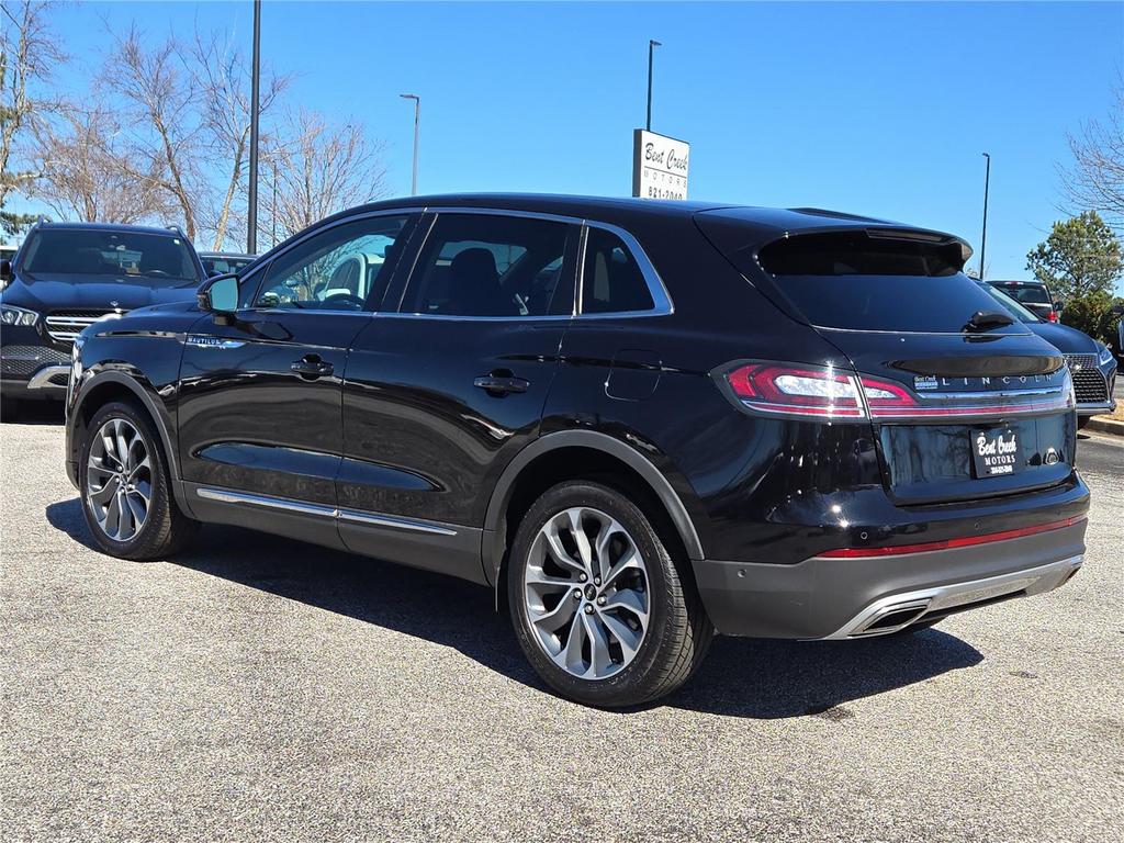 2022 Lincoln Nautilus - $26,995