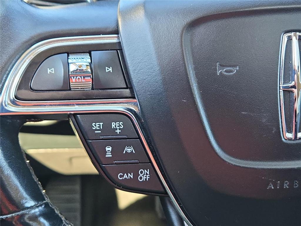 2022 Lincoln Nautilus - $26,995