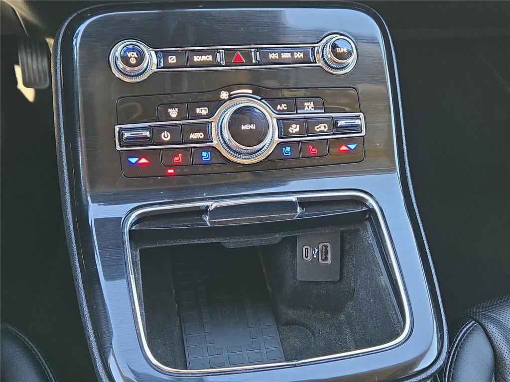 2022 Lincoln Nautilus - $26,995
