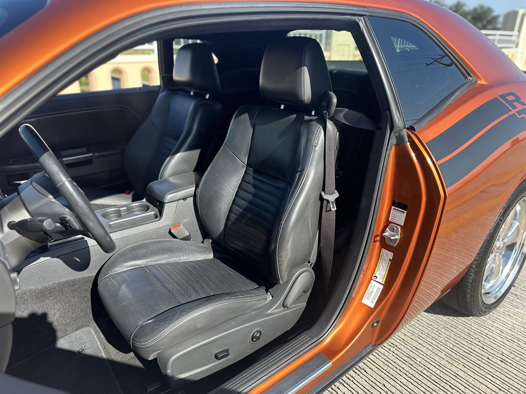 2011 Dodge Challenger R/T photo