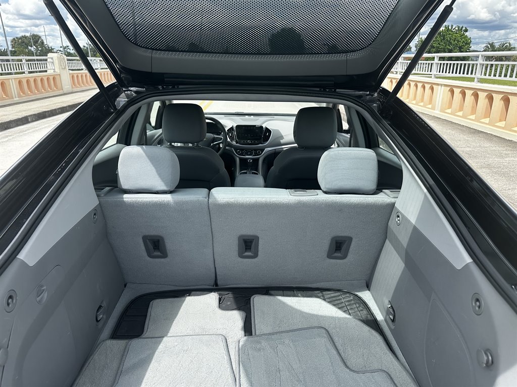 2017 Chevrolet Volt - $16,995