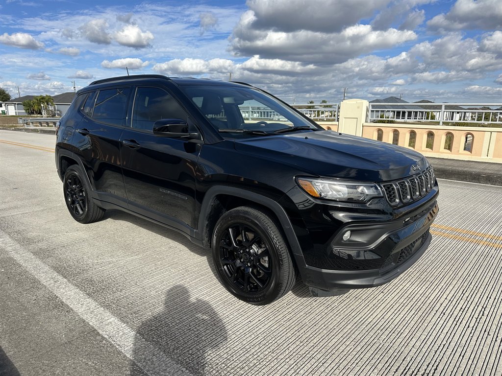 2025 Jeep Compass - $21,995