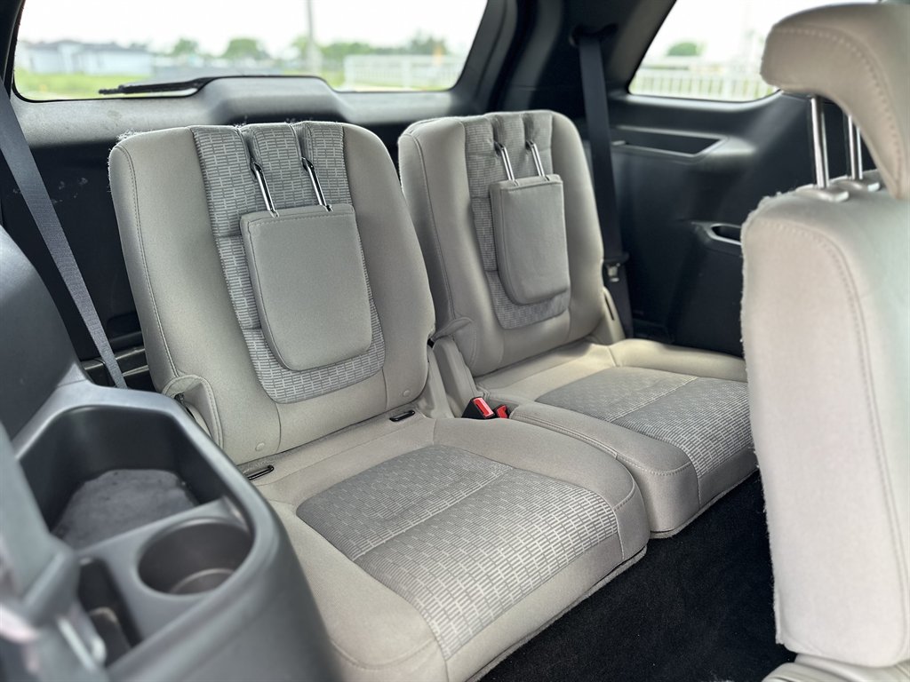 2014 Ford Explorer - $10,995