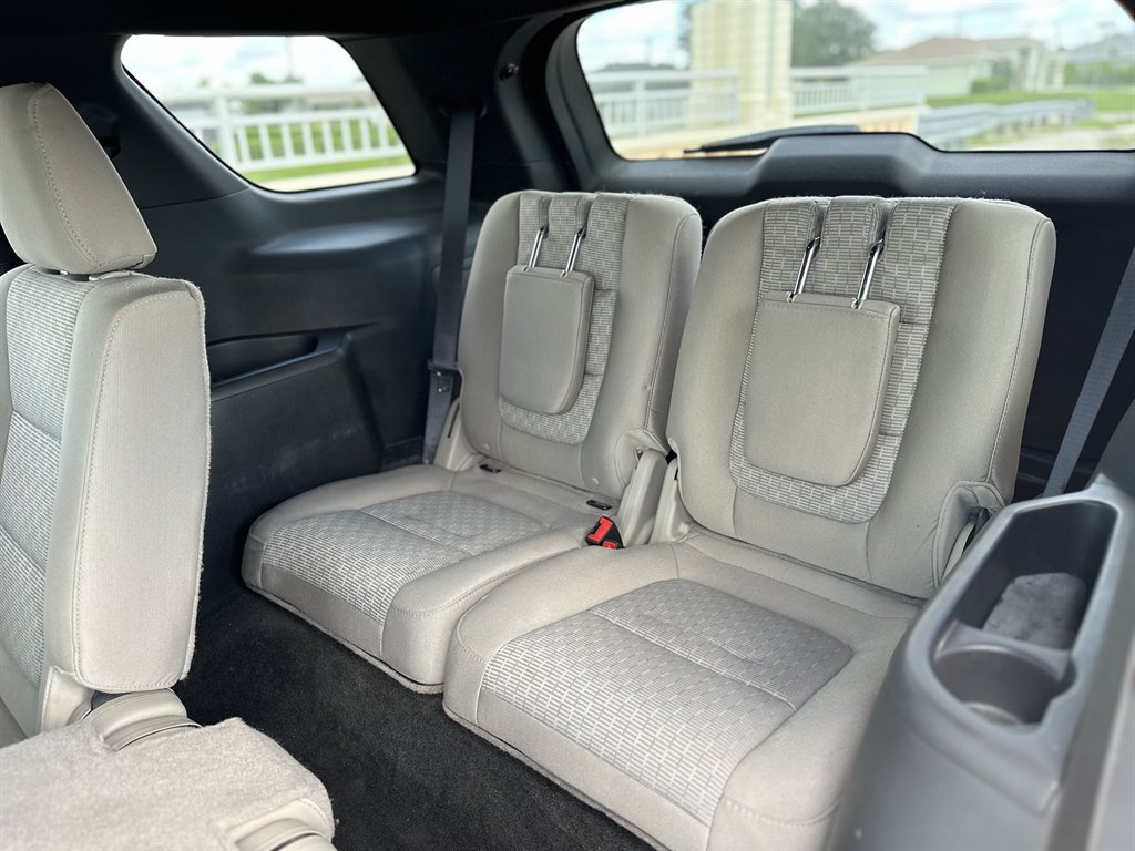 2014 Ford Explorer - $10,995
