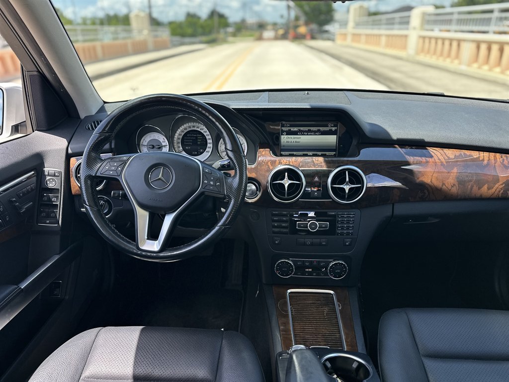 2015 Mercedes-Benz GLK-Class - $14,995