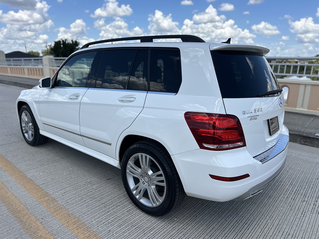 2015 Mercedes-Benz GLK-Class - $14,995