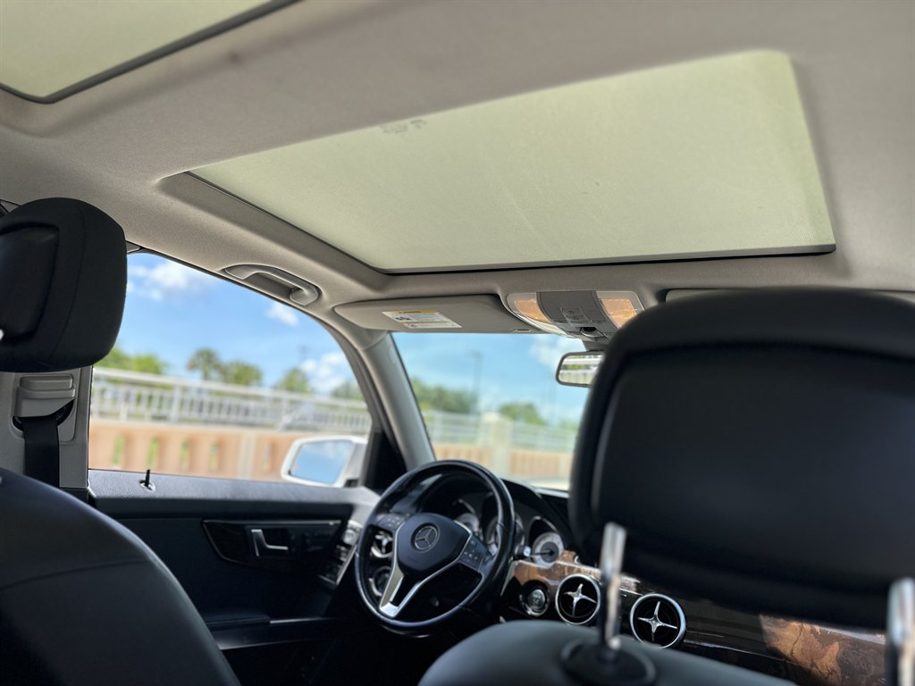 2015 Mercedes-Benz GLK-Class - $14,995