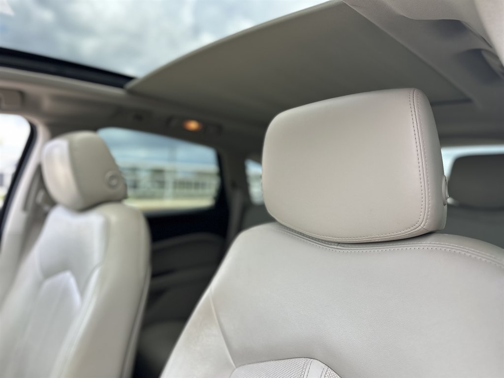 2013 Cadillac SRX - $7,995