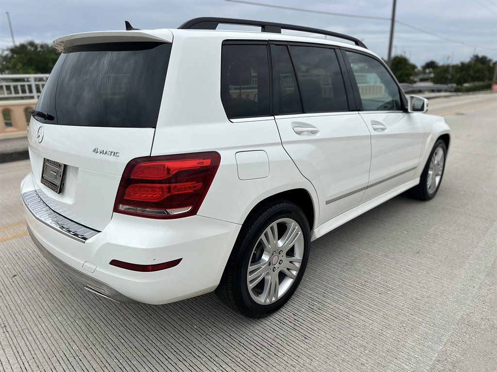 2014 Mercedes-Benz GLK-Class - $10,995