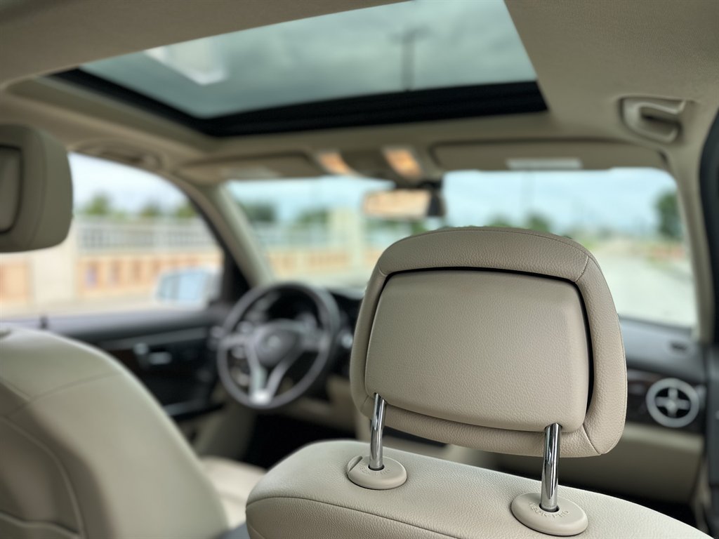 2014 Mercedes-Benz GLK-Class - $10,995