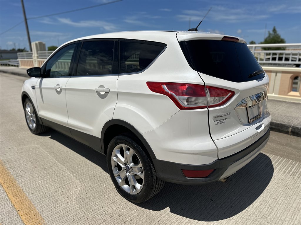 2013 Ford Escape - $6,995