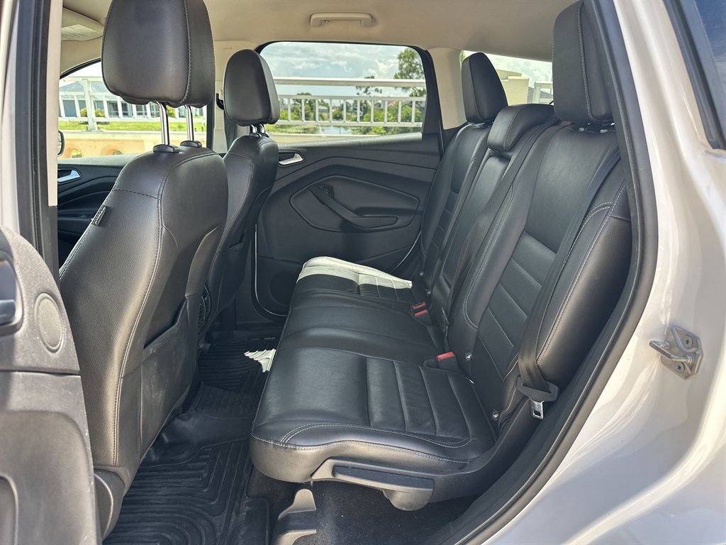 2013 Ford Escape - $6,995