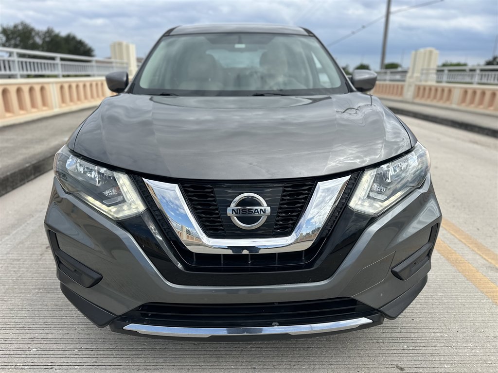 2017 Nissan Rogue - $9,995