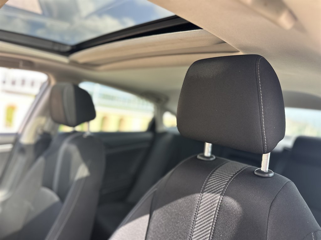 2016 Honda Civic - $12,595