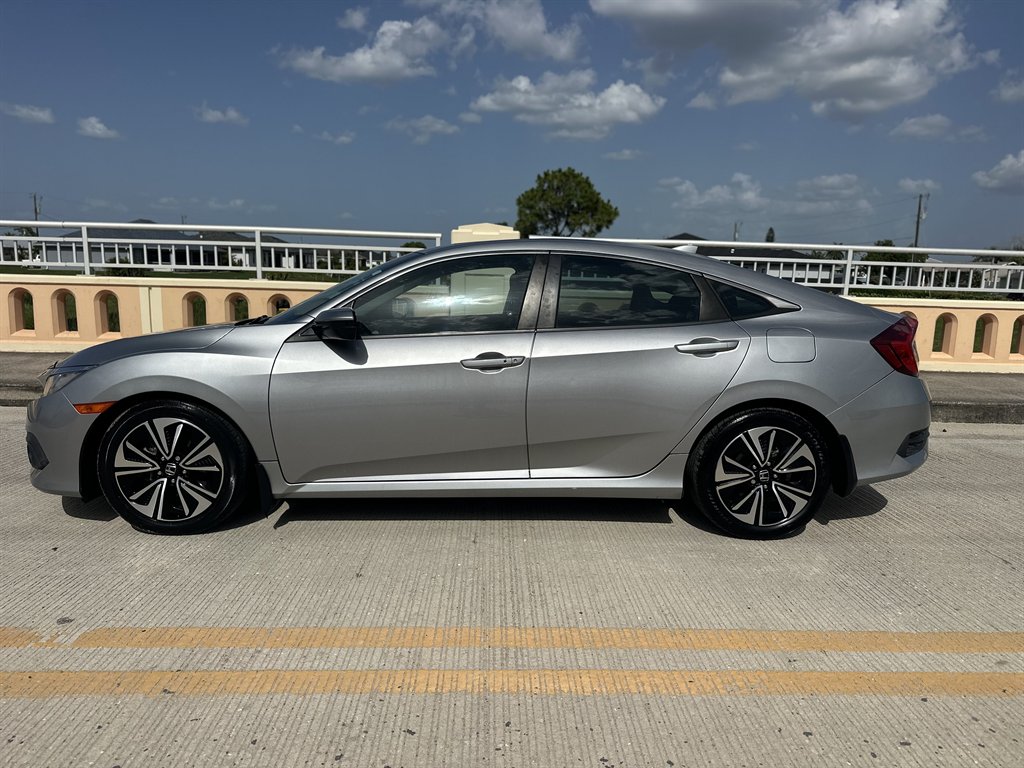 2016 Honda Civic - $12,595