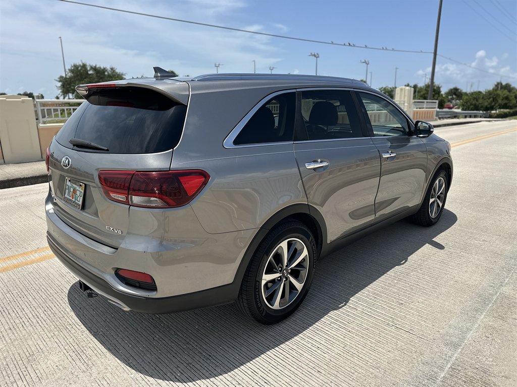 2019 Kia Sorento - $15,595