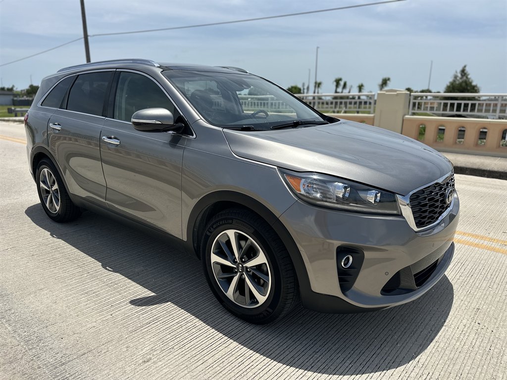 2019 Kia Sorento - $15,595