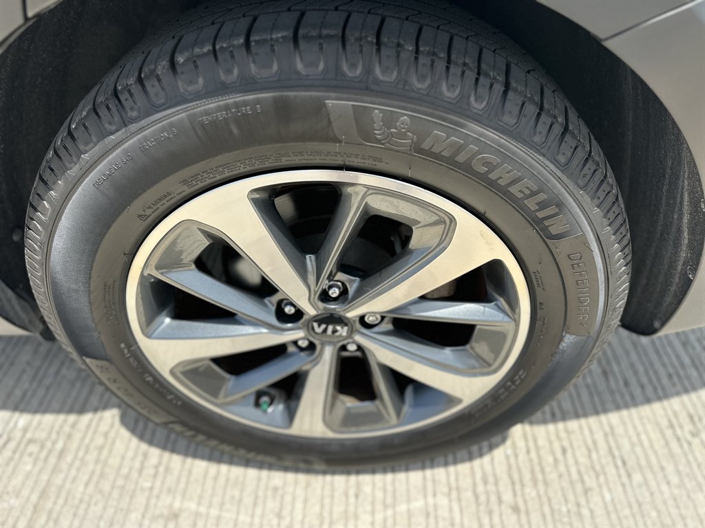 2019 Kia Sorento - $15,595