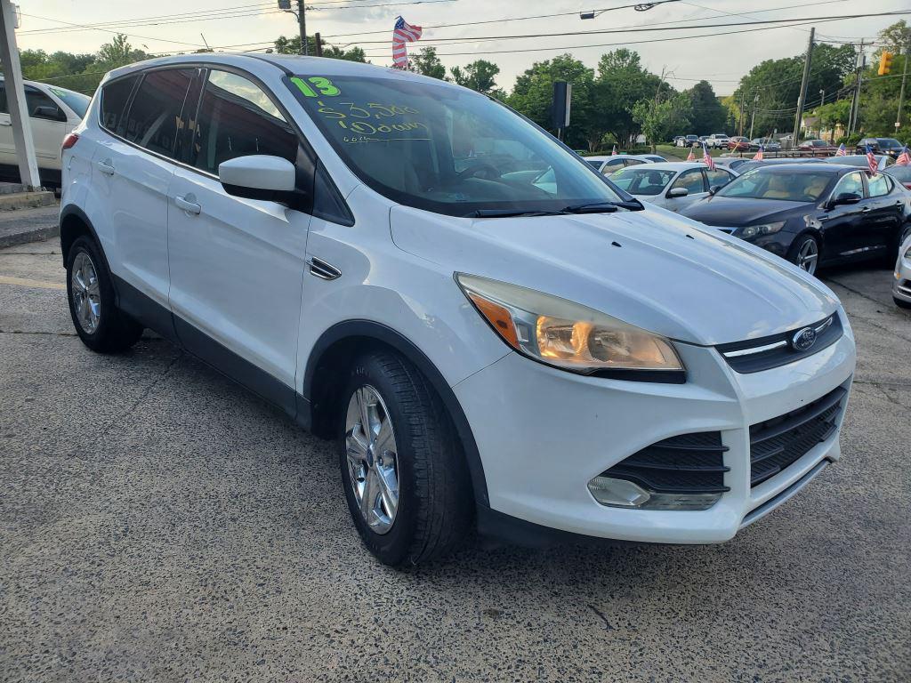 2013 Ford Escape - $10,000