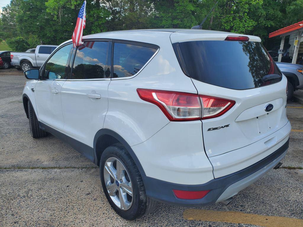 2013 Ford Escape - $10,000