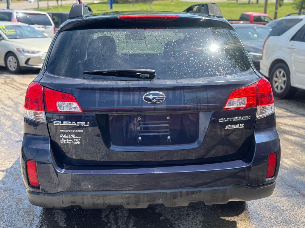 2013 Subaru Outback 2.5i Premium photo