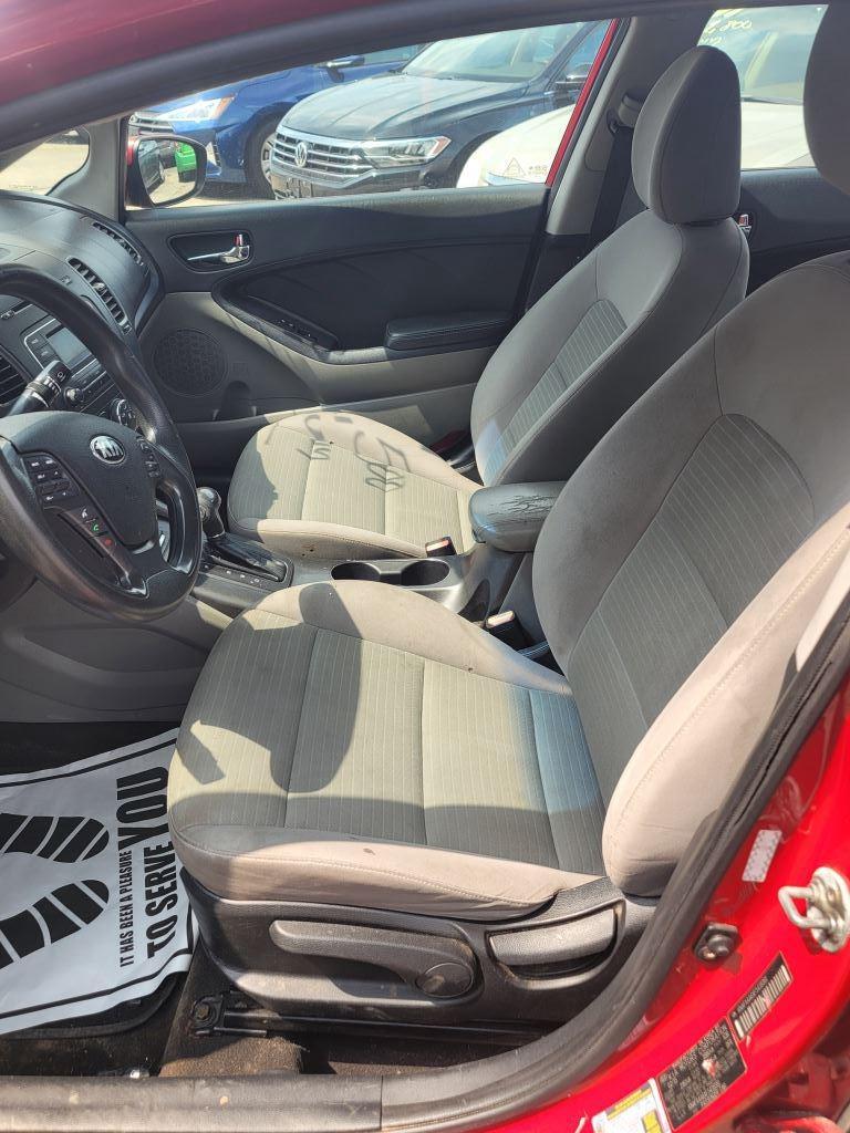 2015 Kia Forte - $8,500