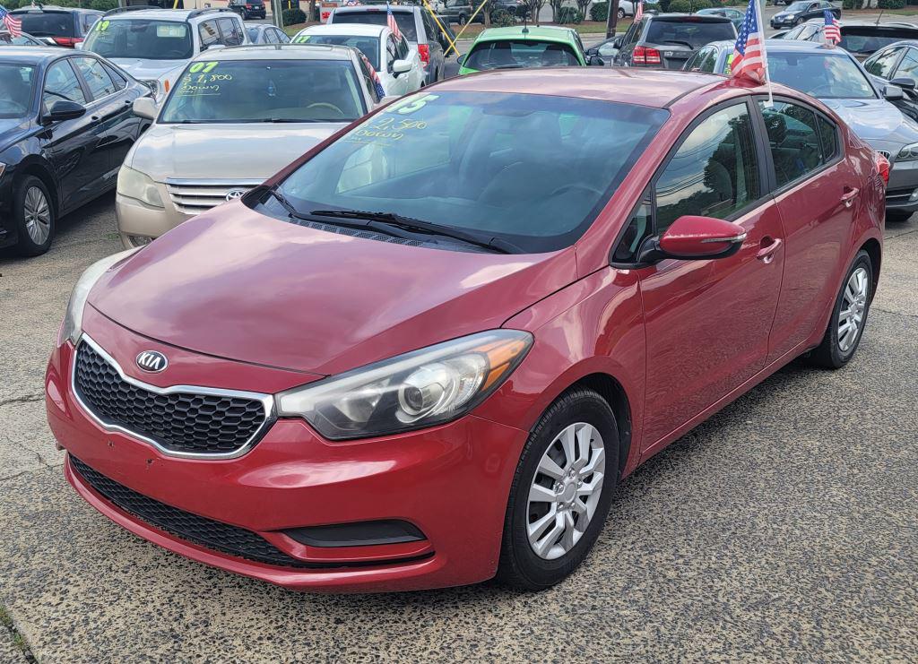 2015 Kia Forte - $8,500