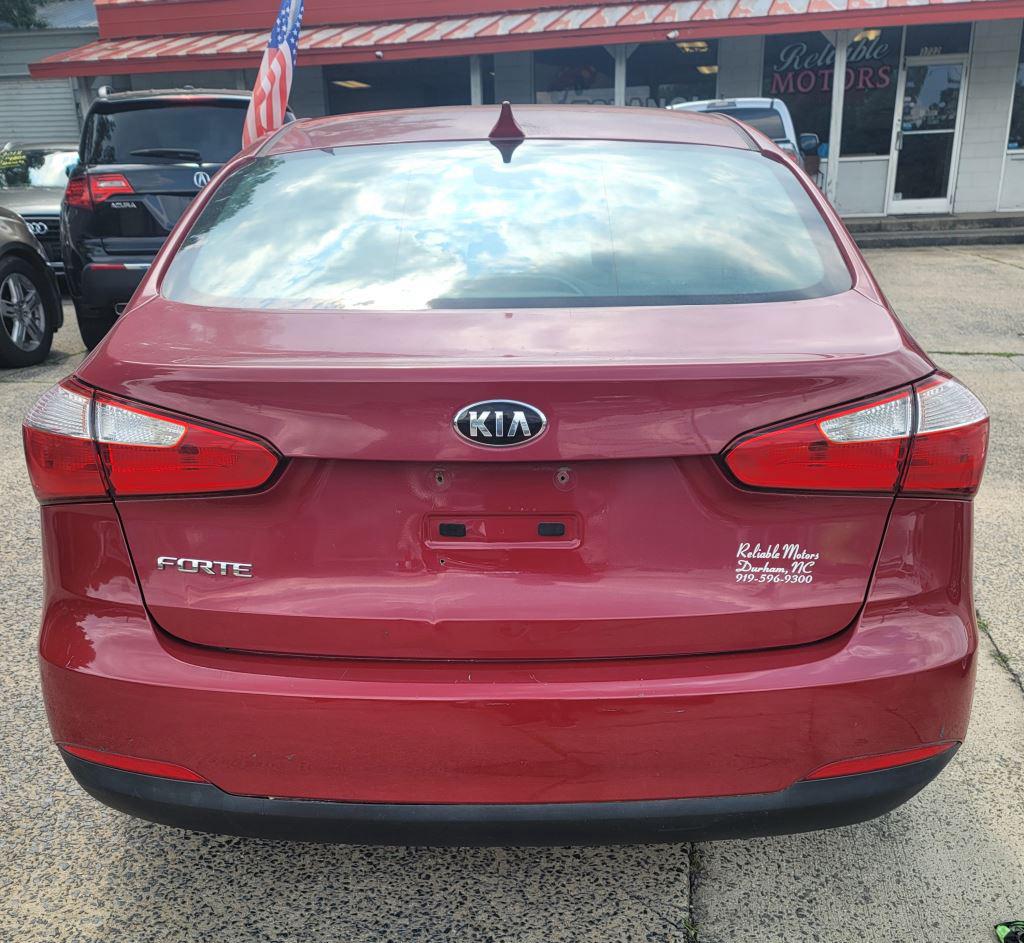 2015 Kia Forte - $8,500