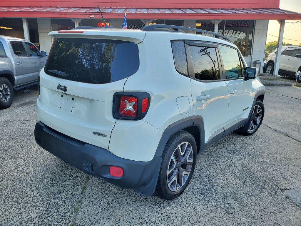 2015 Jeep Renegade Latitude 4d  photo