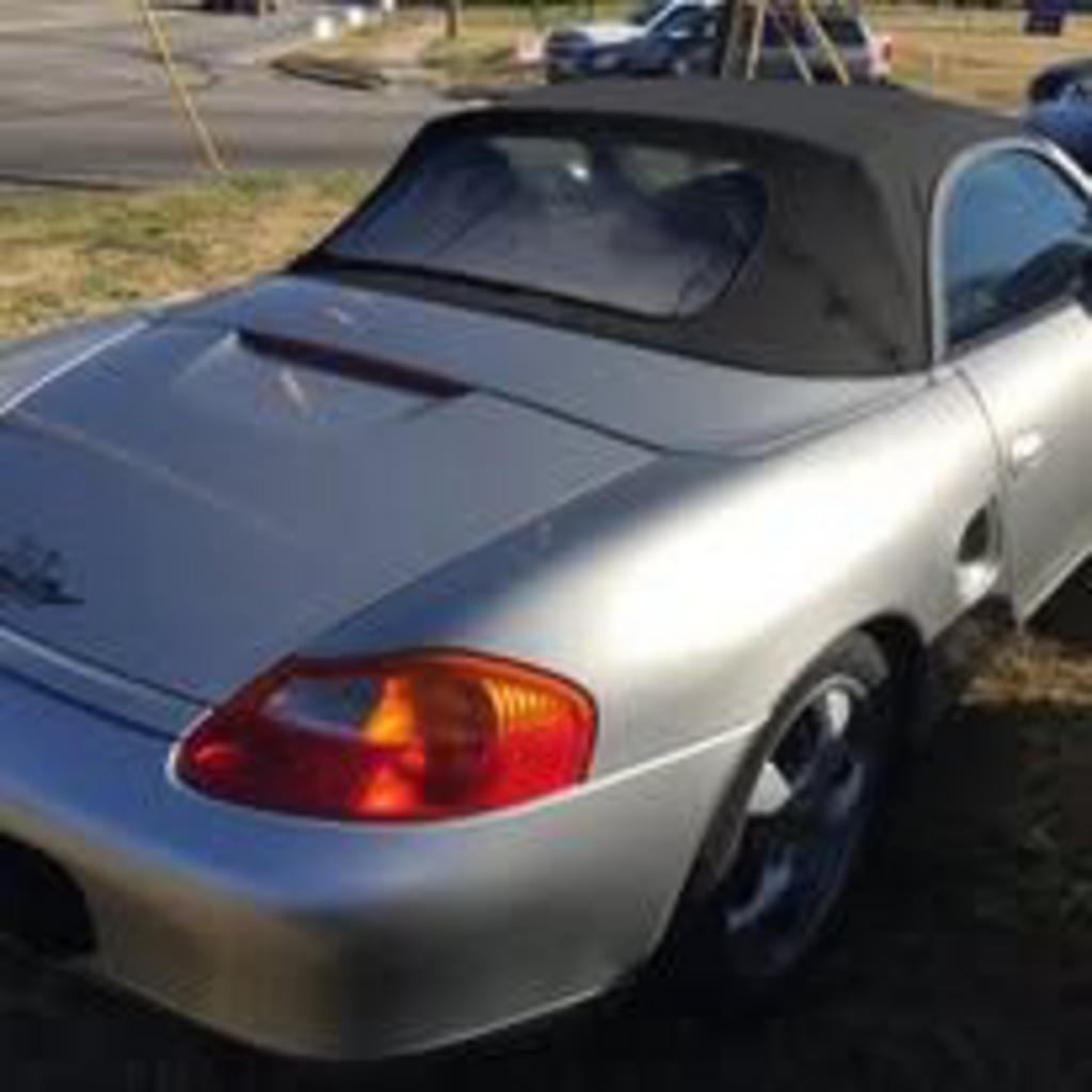 2002 Porsche Boxster photo