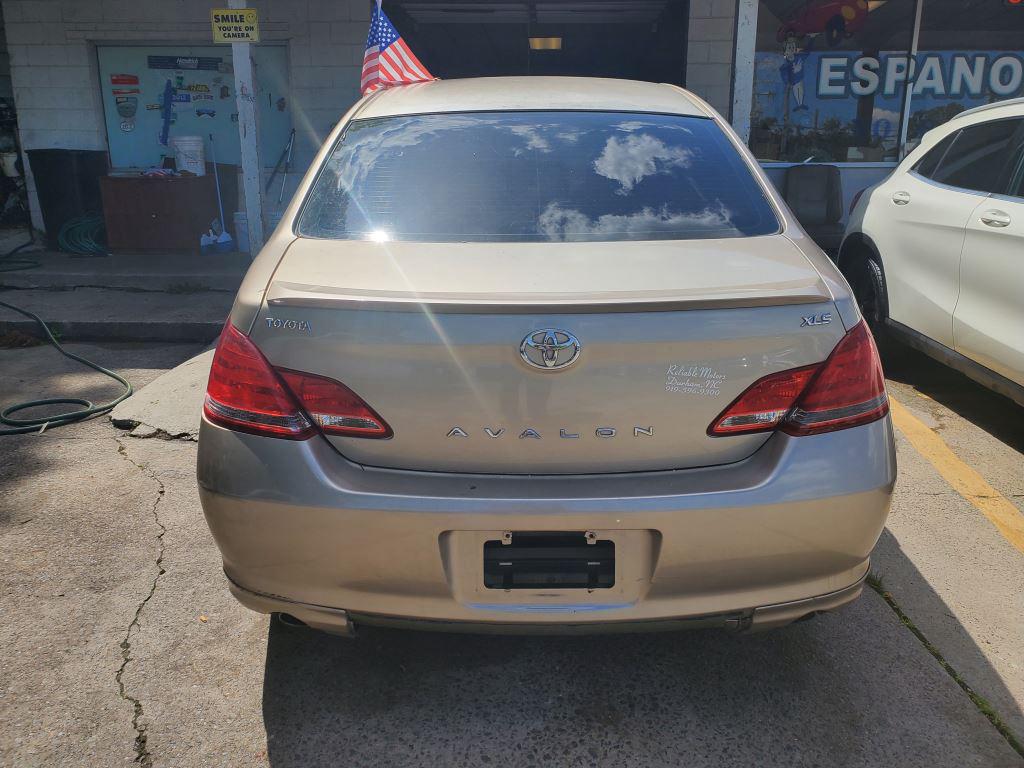 2007 Toyota Avalon XL photo