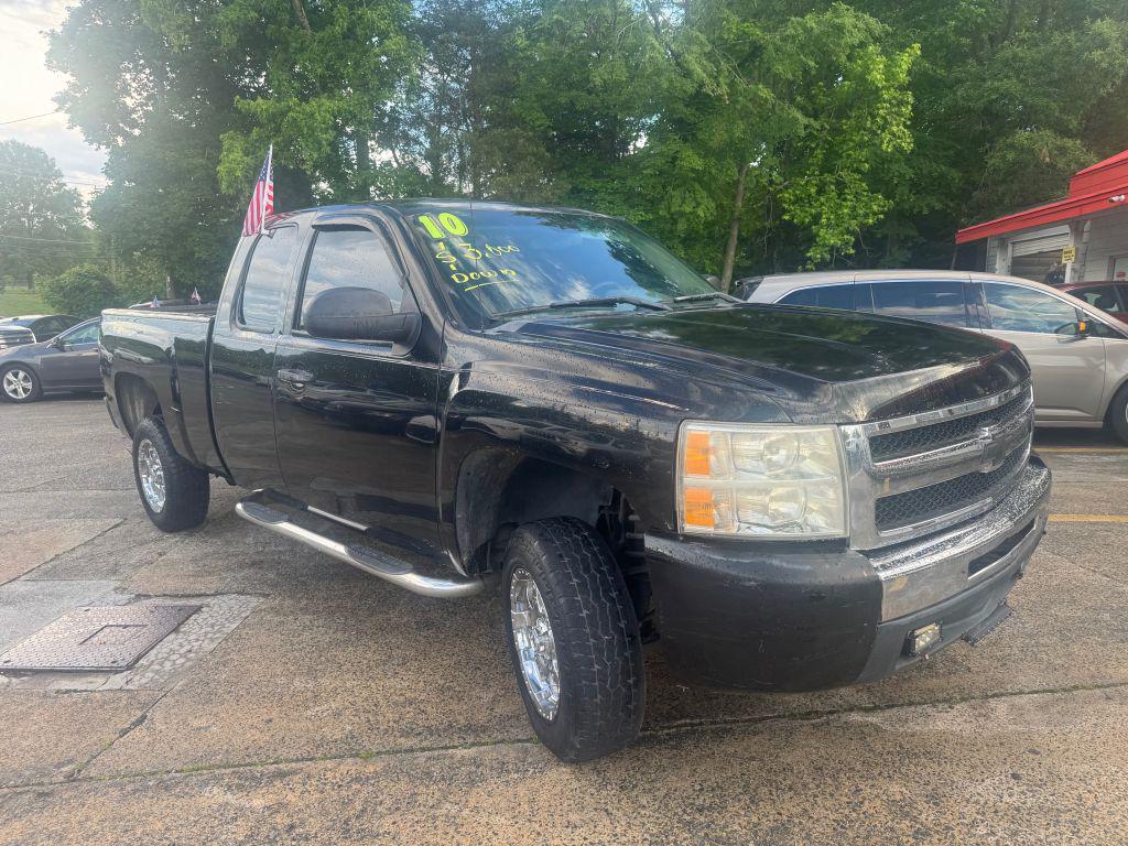 2010 Chevrolet Silverado - $9,000