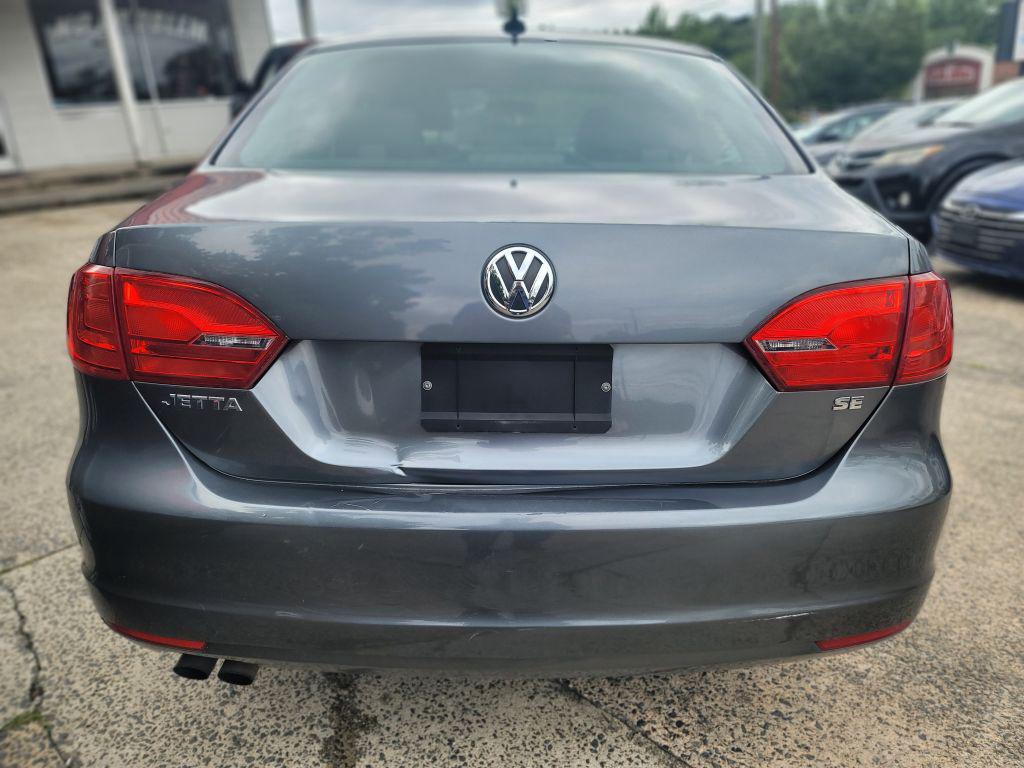 2014 Volkswagen Jetta - $9,500