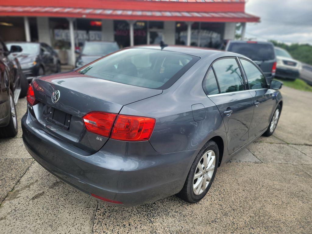 2014 Volkswagen Jetta - $9,500