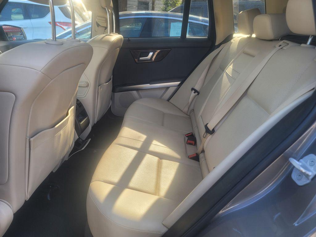 2015 Mercedes-Benz GLK-Class - $11,000