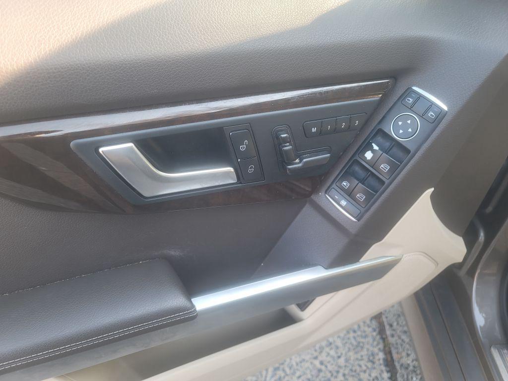 2015 Mercedes-Benz GLK-Class - $11,000