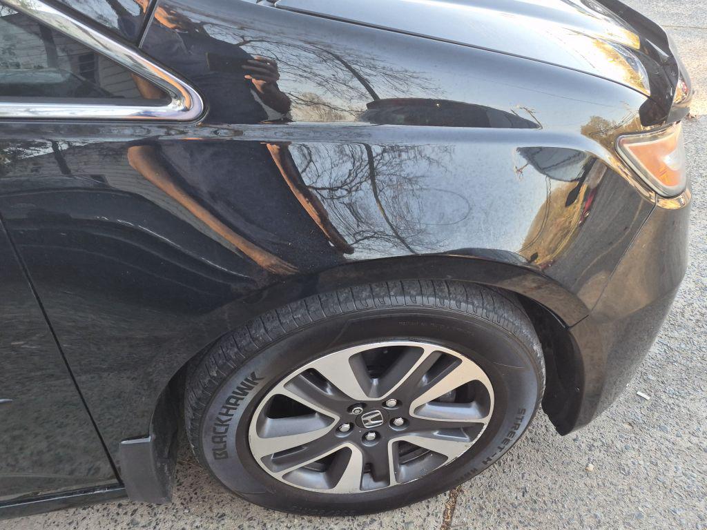 2016 Honda Odyssey - $14,000