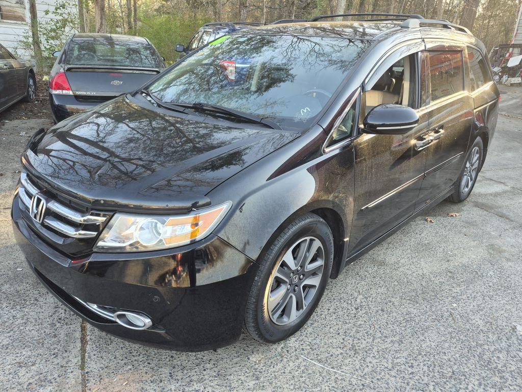 2016 Honda Odyssey - $14,000