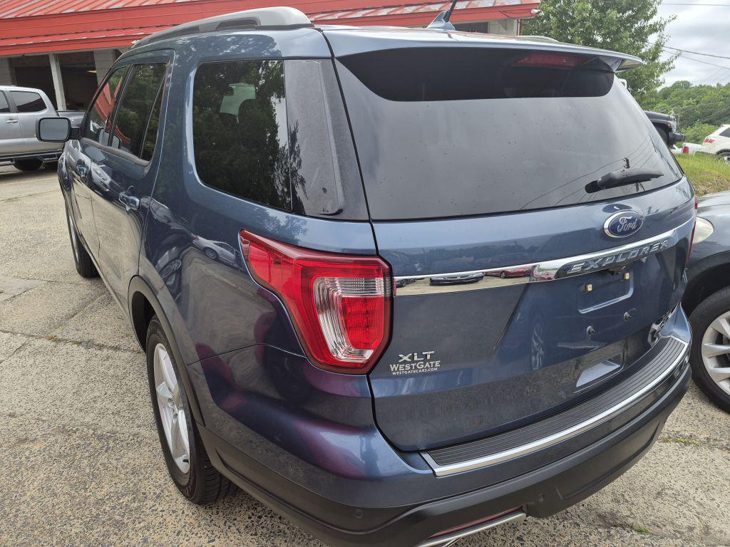 2018 Ford Explorer - $12,000