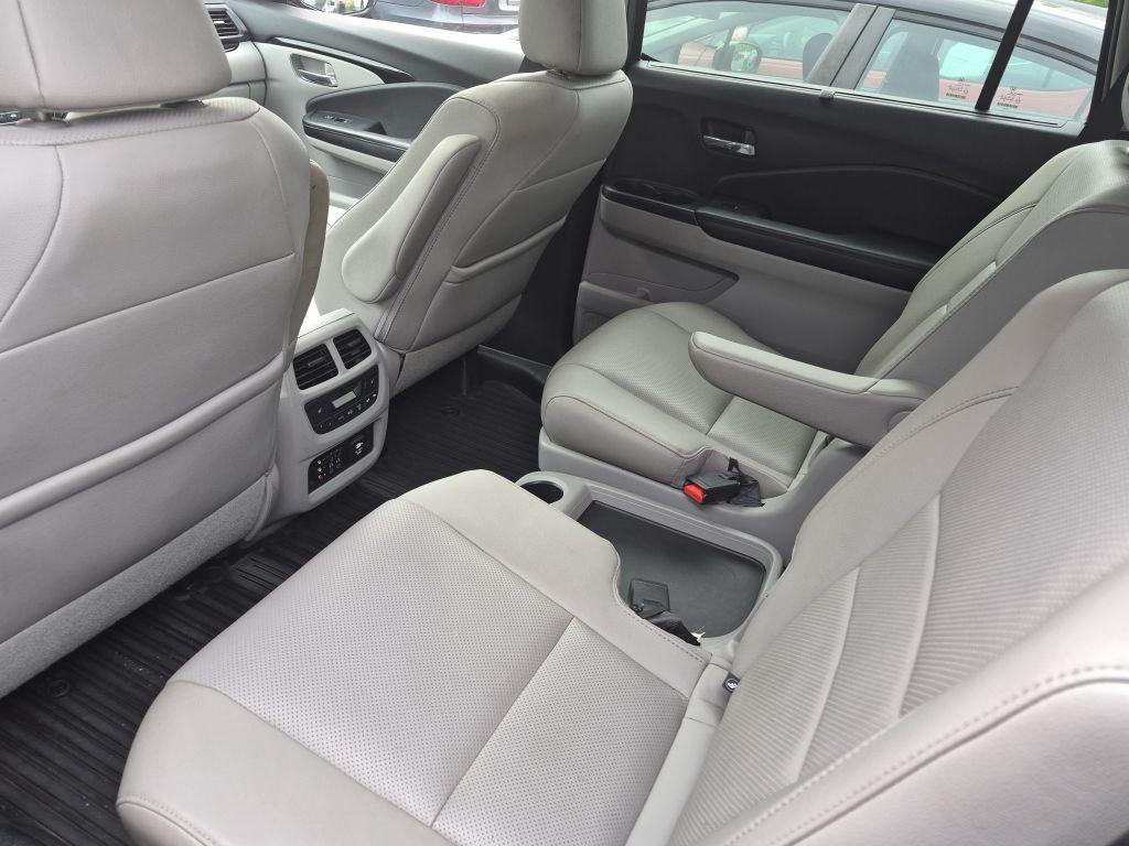 2016 Honda Pilot - $17,000
